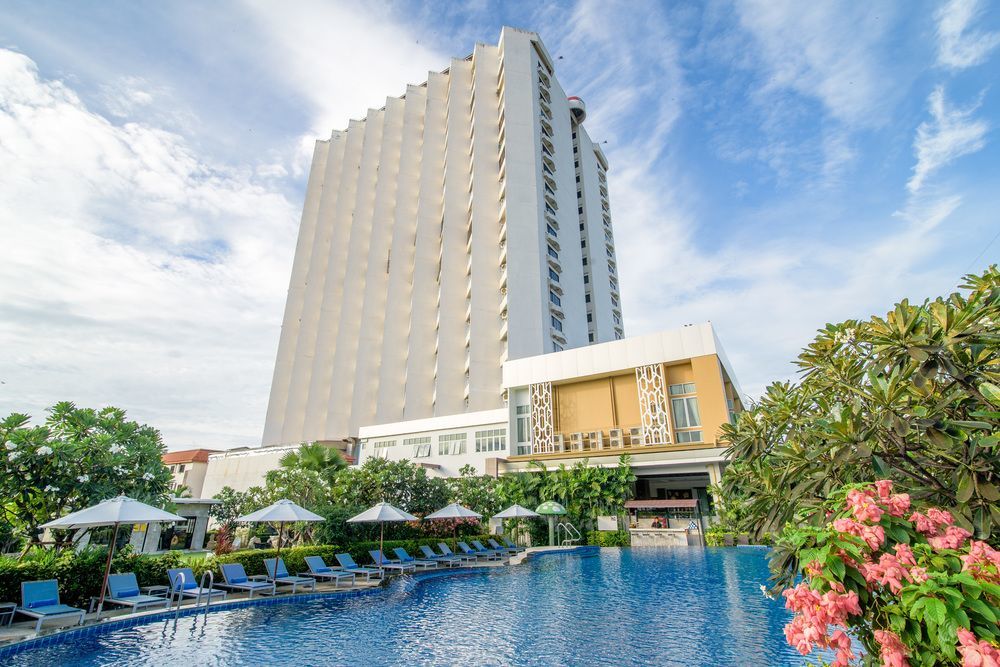 Golden Beach Cha-Am Hotel Exteriör bild